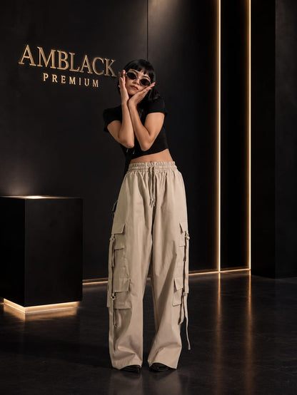 CARGO PANTS WITH MULTIPLE POCKET BLACK CROP TOP